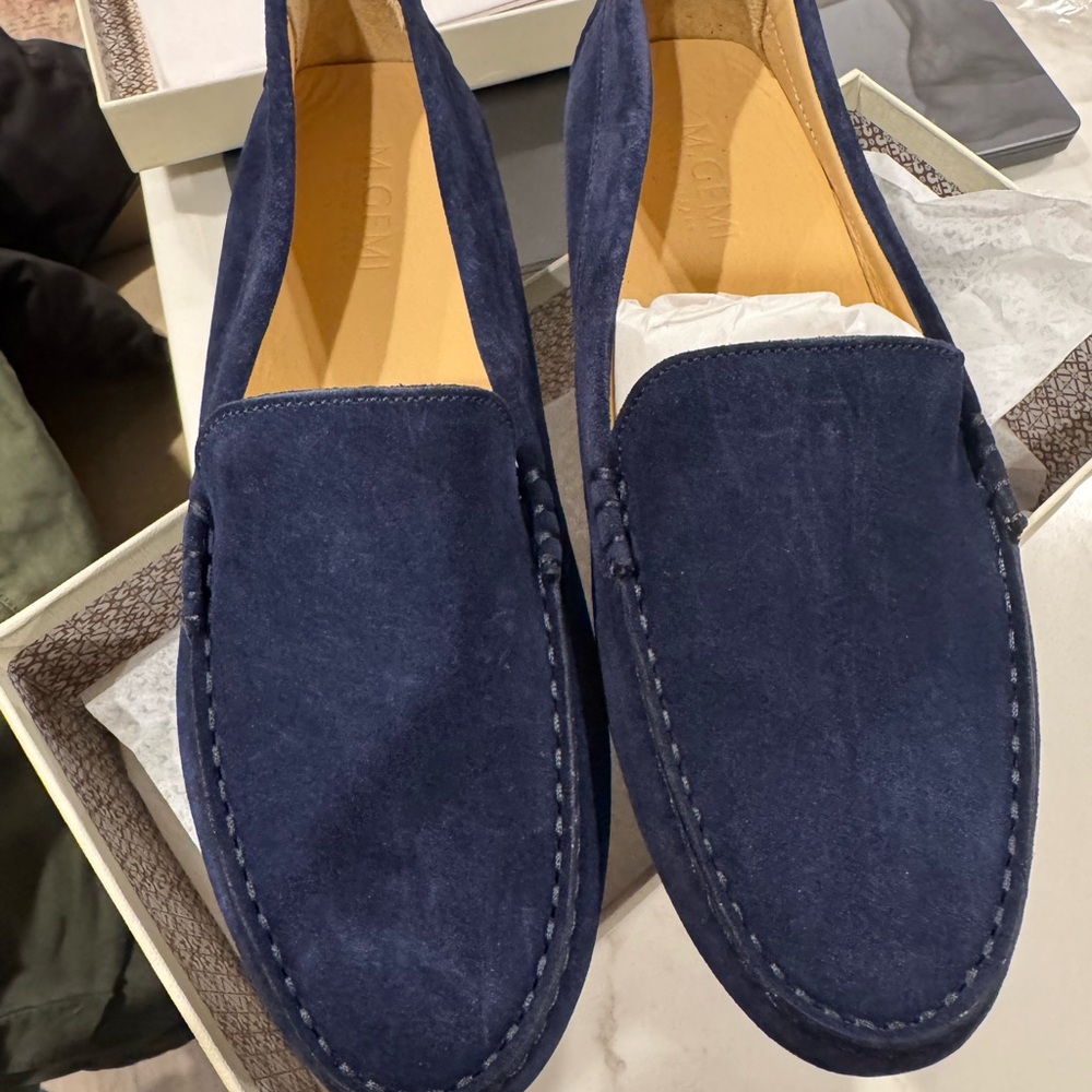 M Gemi- The Felize Suede in Navy